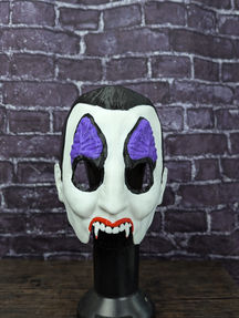 Trick R' Treat Vampire Mask