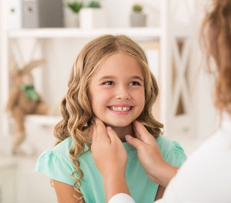 Indicação para Cirurgia de Amígdalas, Adenoide e Tubinho