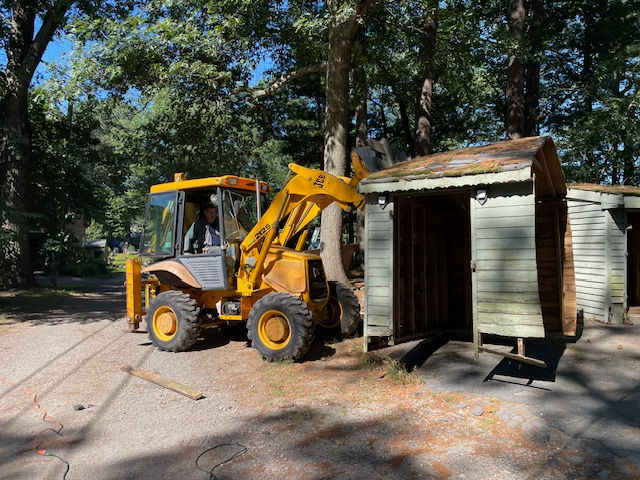 Bob Young Shed Removal Pic 4