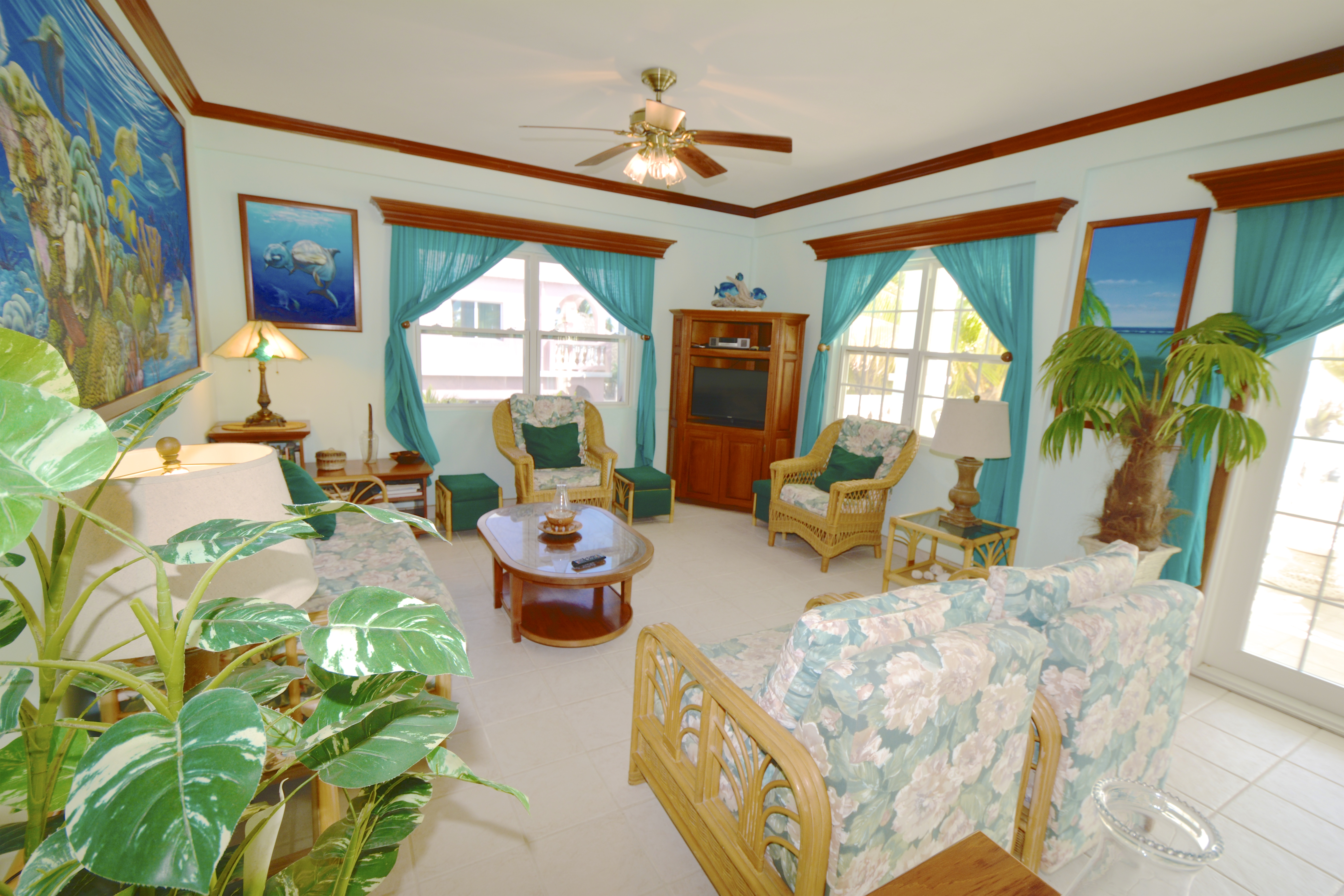 # C2 Sunset Beach Resort Belize