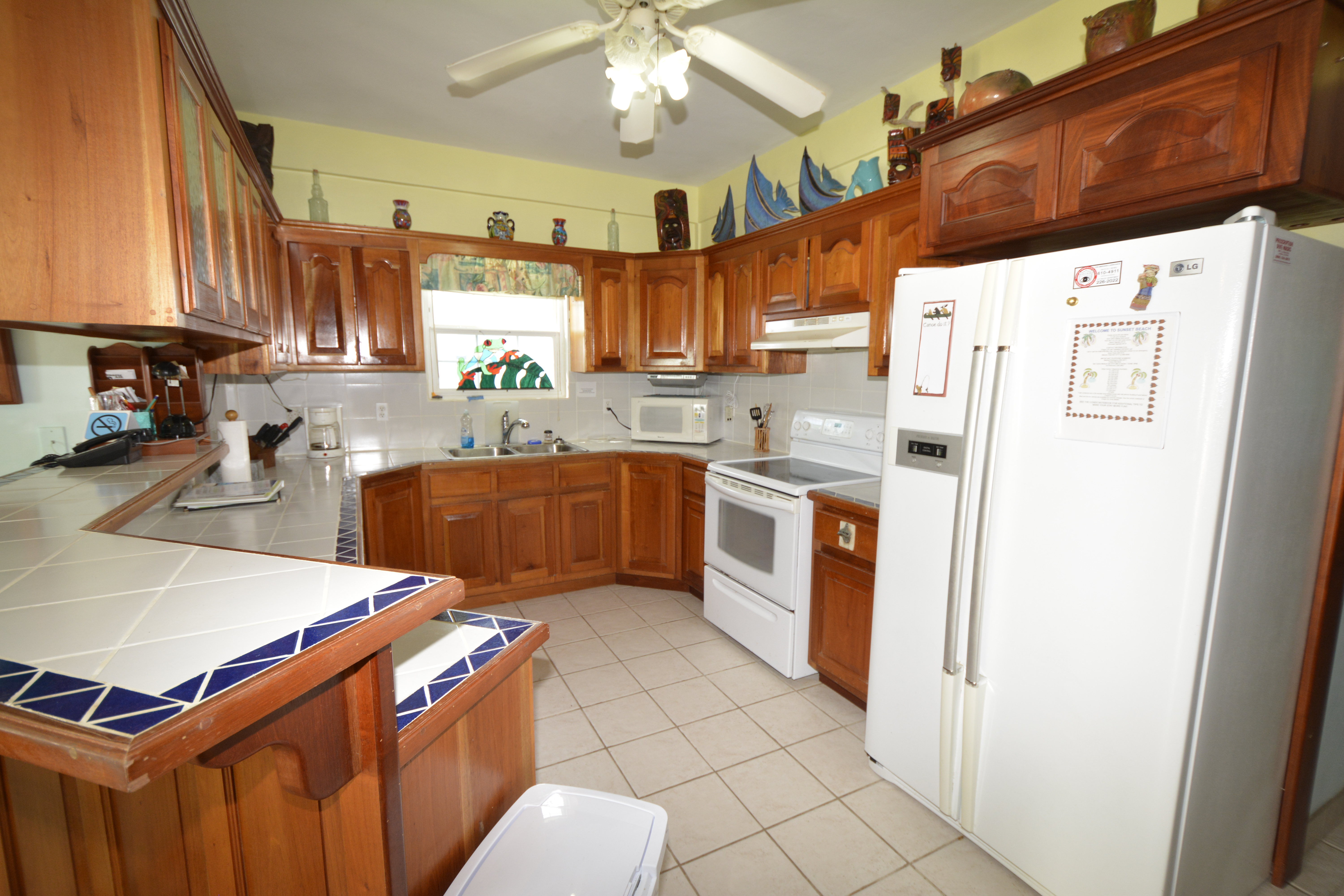 # C2 Sunset Beach Resort Belize