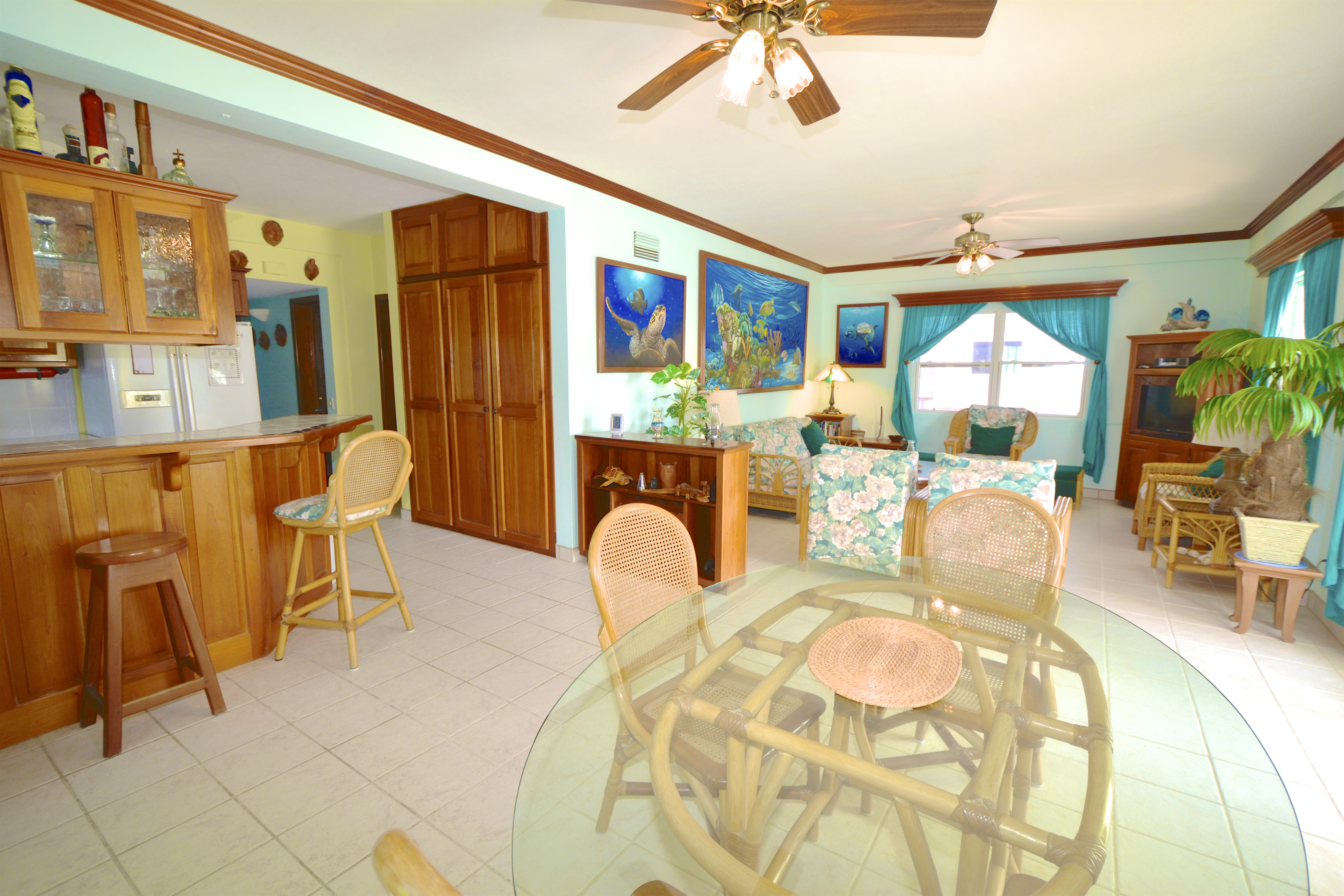 # C2 Sunset Beach Resort Belize