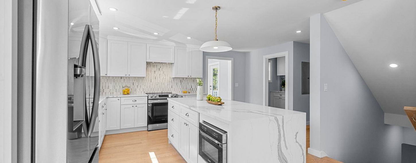 44 Mt Hood Terrace Melrose, MA Kitchen