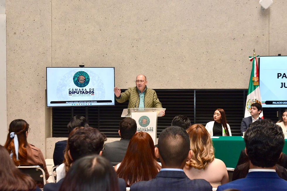 MÉXICO NECESITA JÓVENES INFORMADOS Y PREPARADOS: RUBÉN MOREIRA INAUGURA PARLAMENTO JUVENIL POR MÉXICO