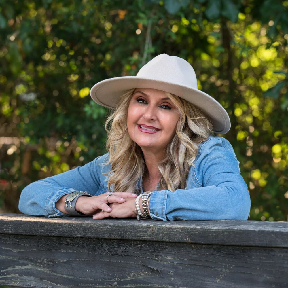 Writer: Shannon Perry