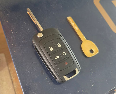 REMOTE HEAD FLIP KEY FOBS.jpg