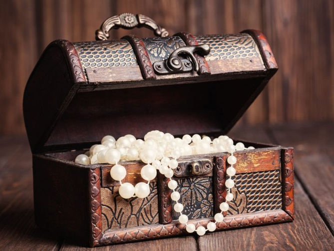 Readings for December 7