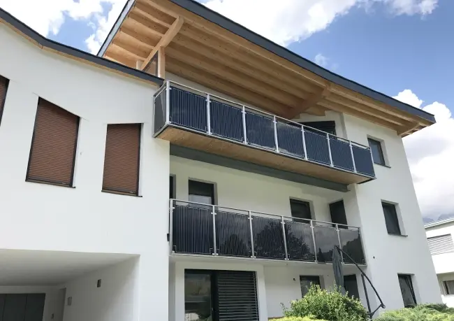 Photovoltaik - Glas-Balkon Einfamilienhaus