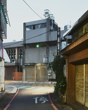 WHH20 P0094563_0,5x.jpg