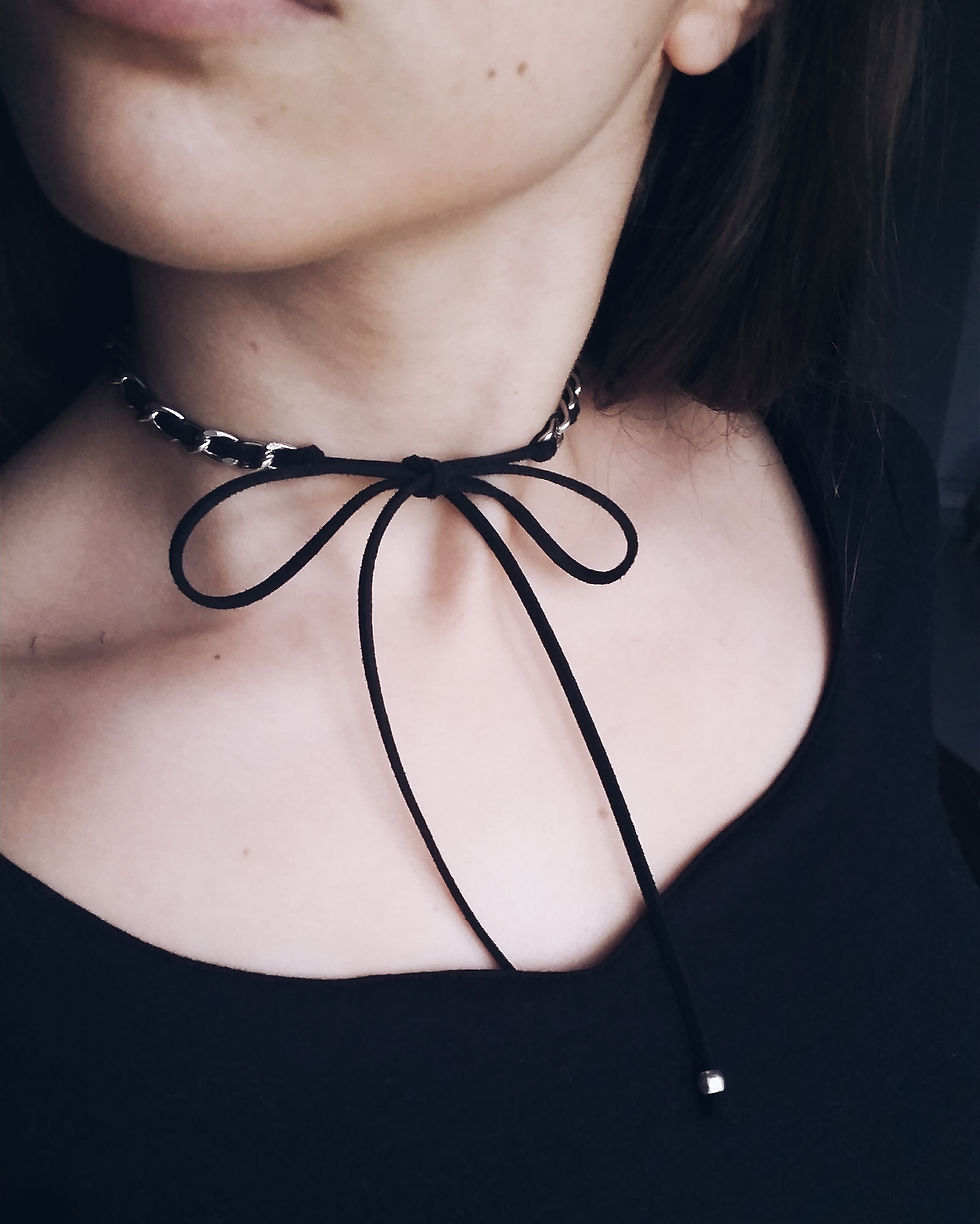 Thumbnail: Grunge Choker