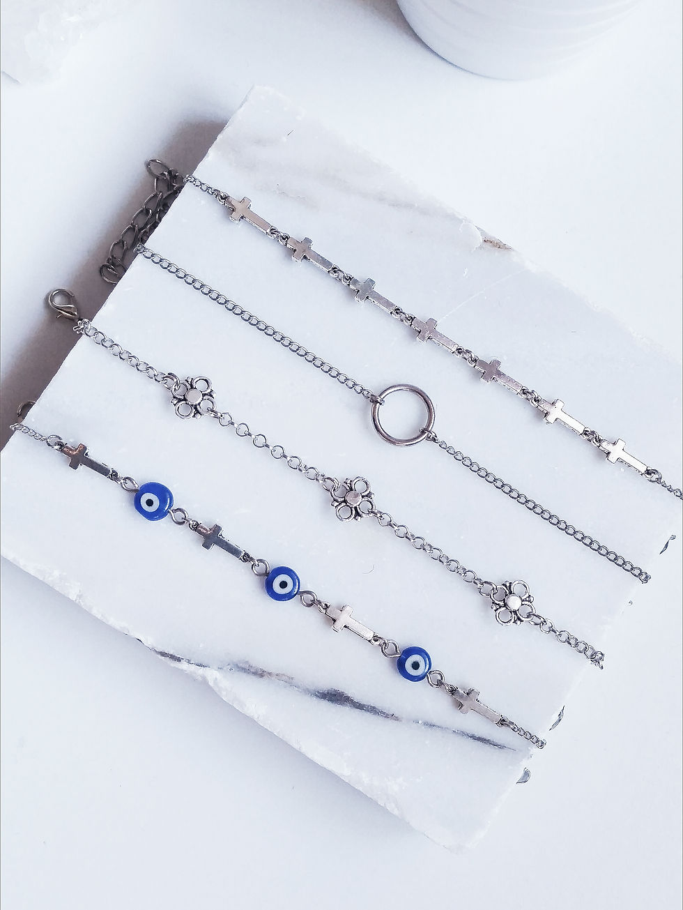 Thumbnail: Triple Flower Bracelet