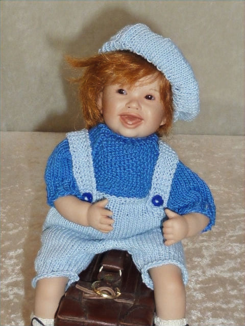 Miniaturbild: Sunny auf dem Koffer, 22 cm