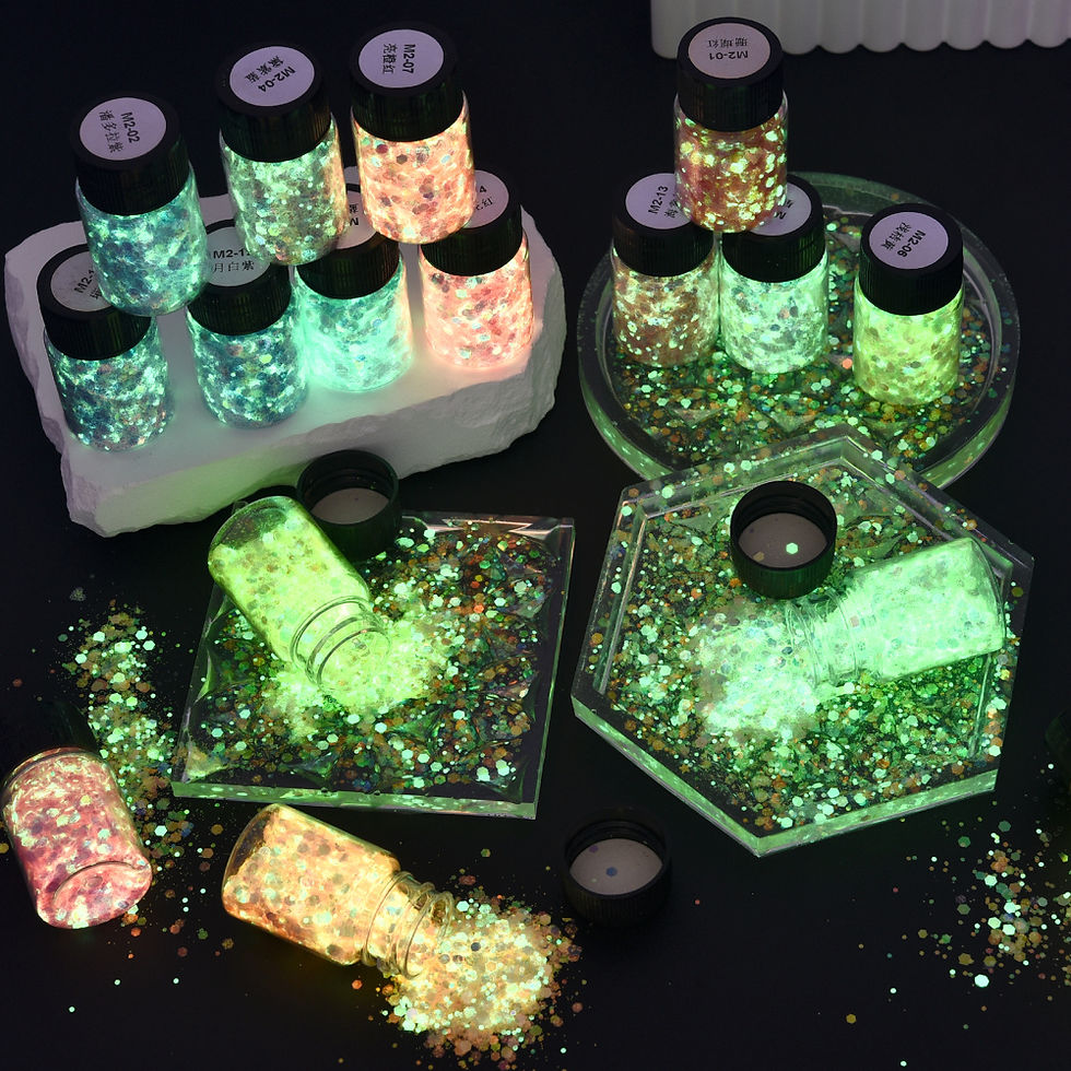 Thumbnail: Luminous Sequins Epoxy Resin Filling Pigment Glow In Dark Hexagon Shiny DIY Resi
