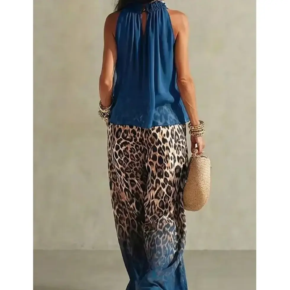 Thumbnail: Fashion Blue Halter Neck Sleeveless Chiffon Top Women's Suit