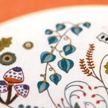 Miniature : Kit de broderie "Mon arbre de vie d'automne"  Un Chat Dans l'Aiguille