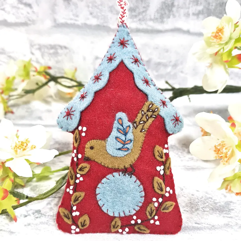 Corinne Lapierre - Kit créatif mini nichoir en feutre Folk Birdhouse