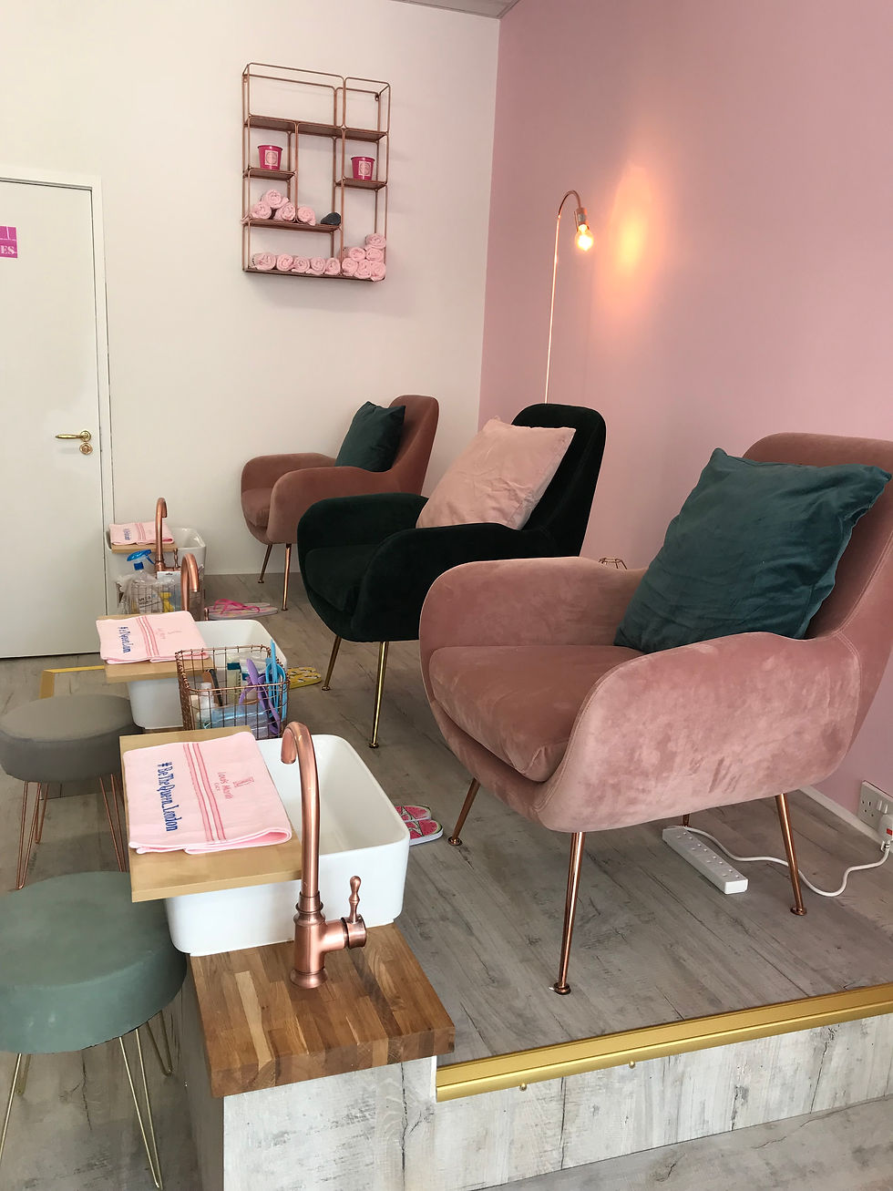 Nail Salon Be The Queen Nails