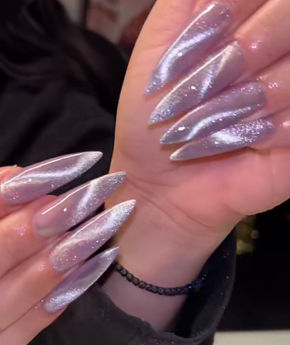 acrylic nails near me