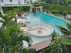 Piscina vista aérea.
