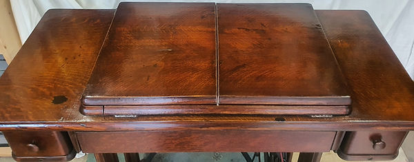 singer sewing table