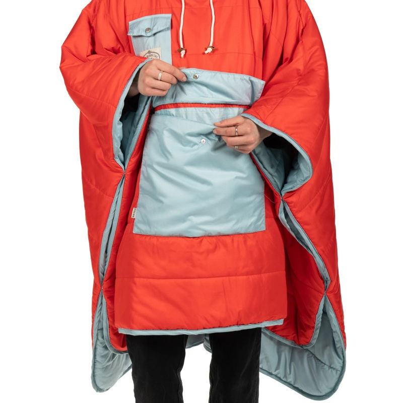 縮圖：REVERSIBLE CAMP PONCHO 雙面睡袋式斗篷 / 天藍.紅
