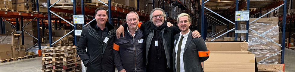 ALGAM ASHDOWN TEAM IN WAREHOUSE