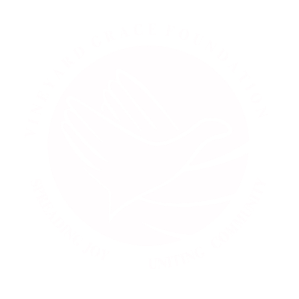 VINEYARD-LOGO-WHT.png