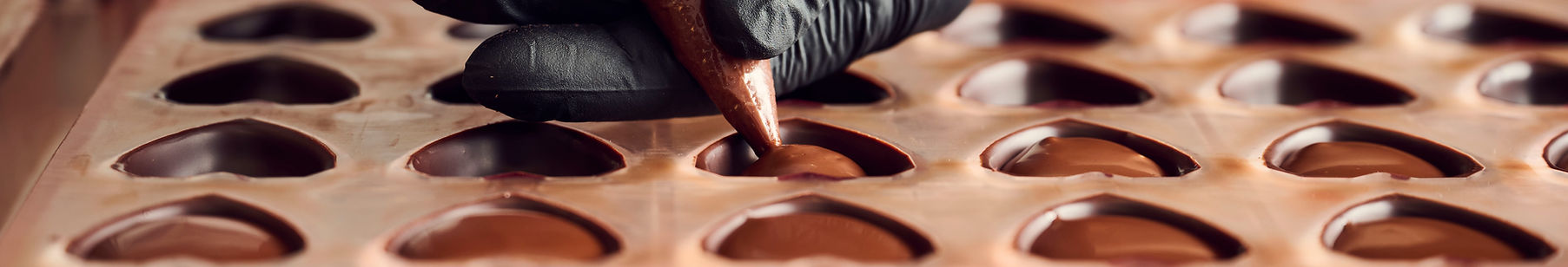 nala_chocolate_produktion-1191_banner_web.jpg