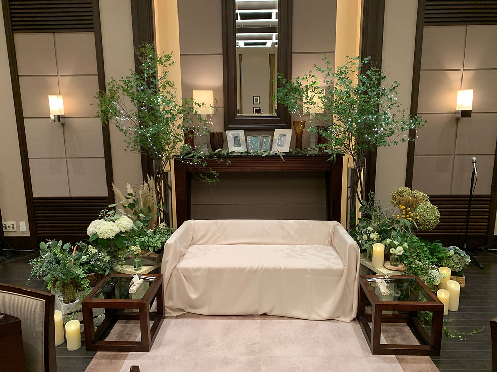 【sofa style 4】 ¥270,000(税込価格¥297,000) バックツリー (電飾込)¥70,000(税抜) ソファのみ ¥200,000(税抜)