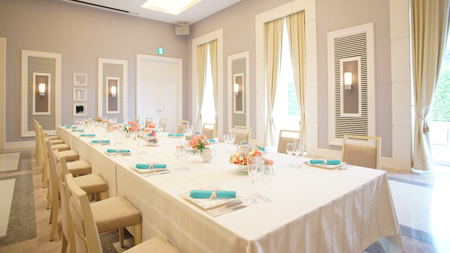 Long Table　＠¥12,000(税込価格¥13,200)