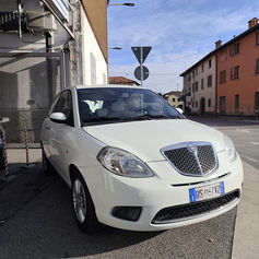 Lancia Ypsilon anno 2008 175.000 in vendita
