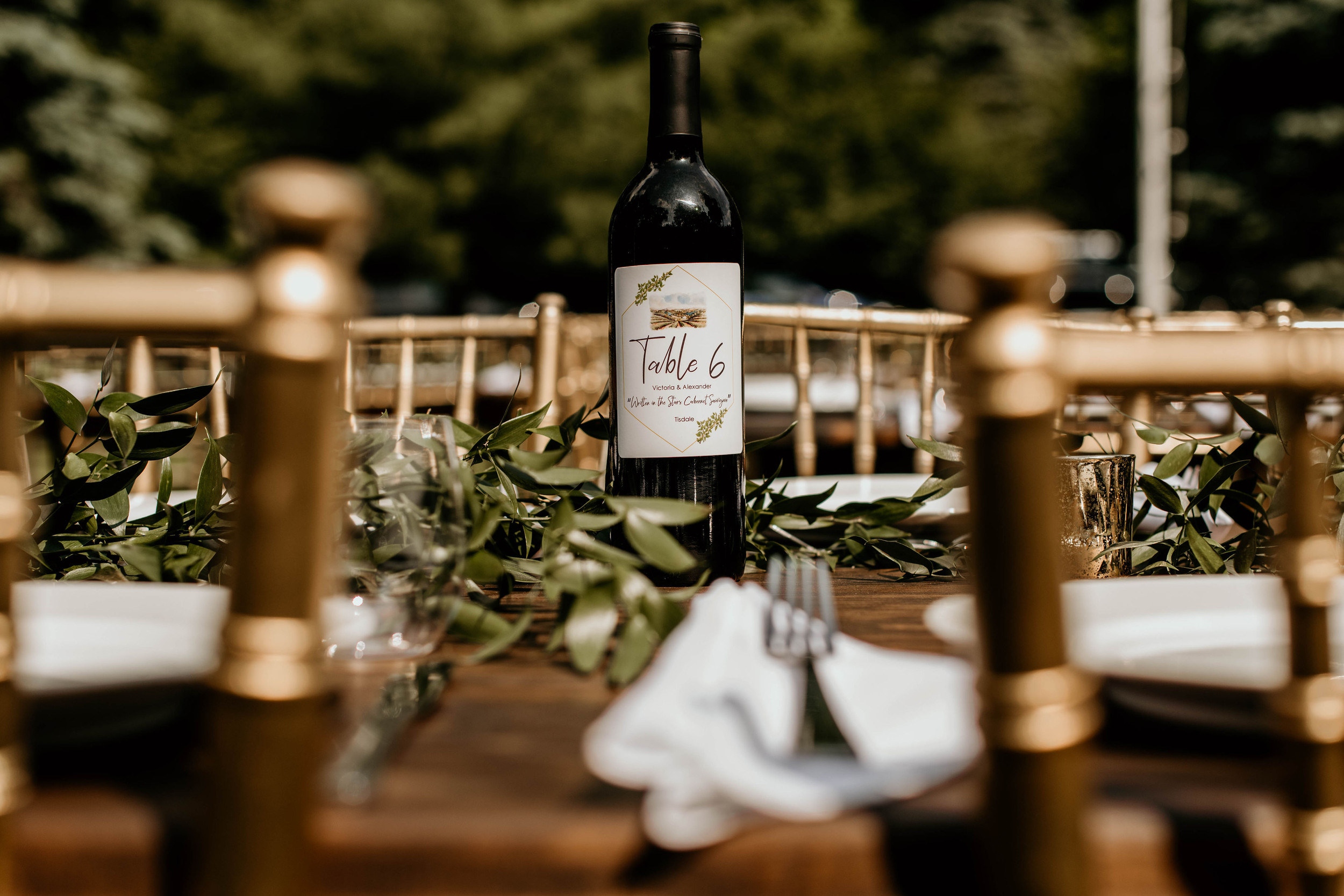 Mariage Blanc Designs l Le Petit Package Suite