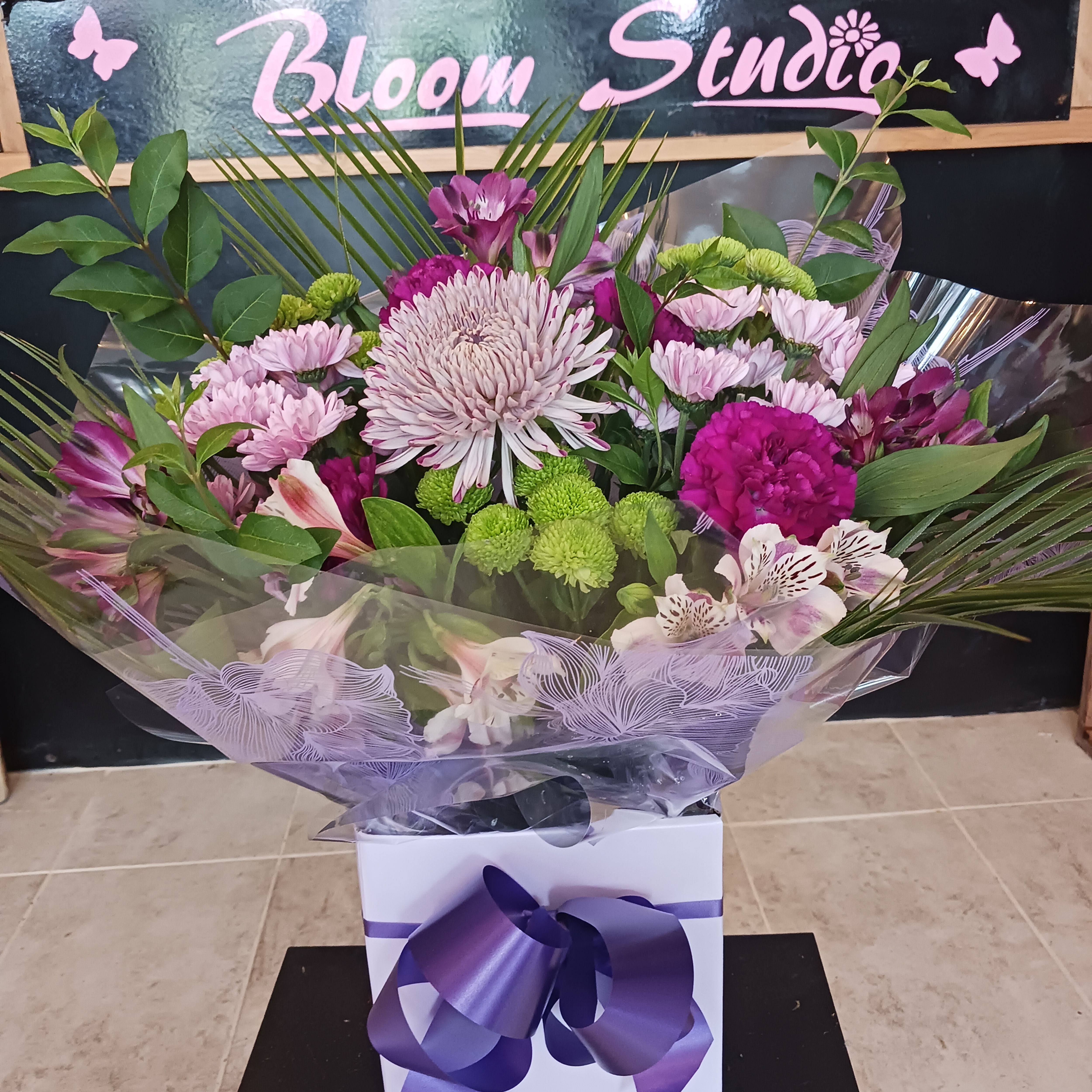 Florist Choice Large Flowers w/ Box