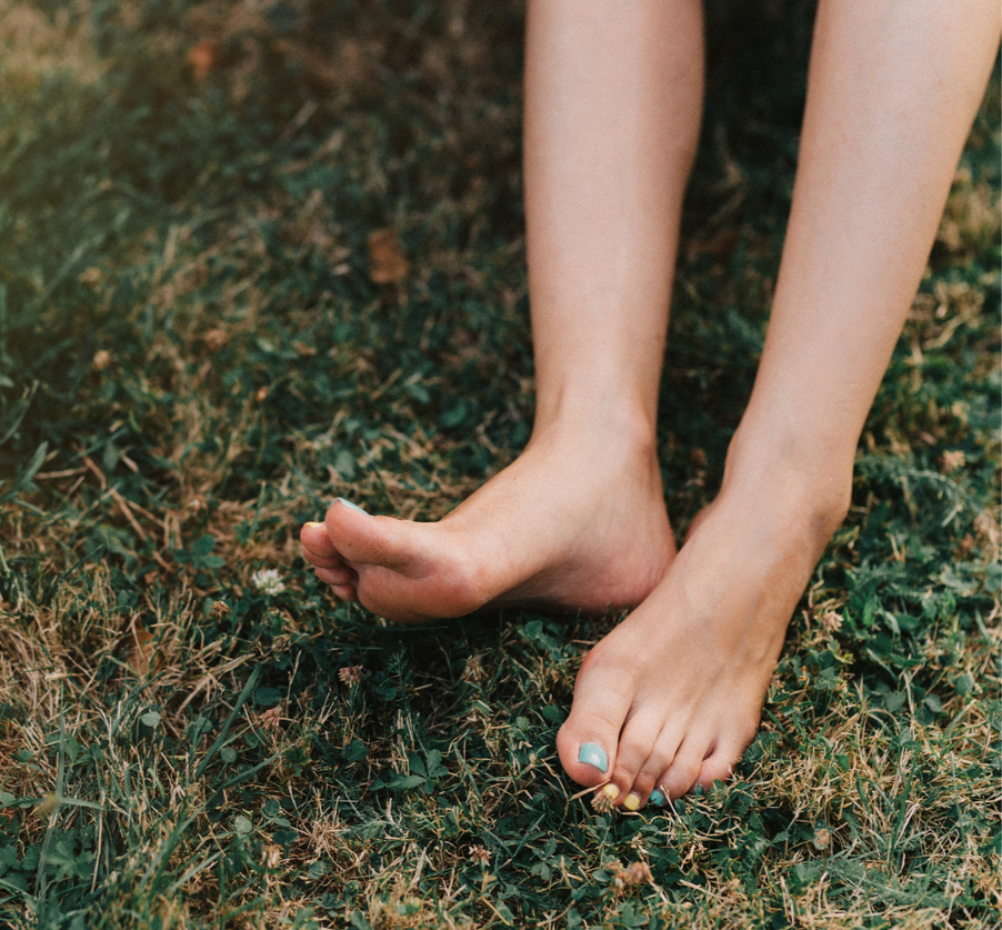 Reconnecting with Nature: The Healing Benefits of Grounding to the Earth
