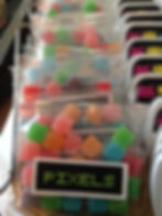 Pixels favors