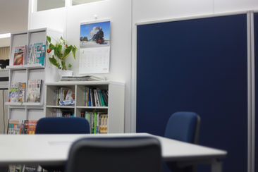 東京本社_サロン