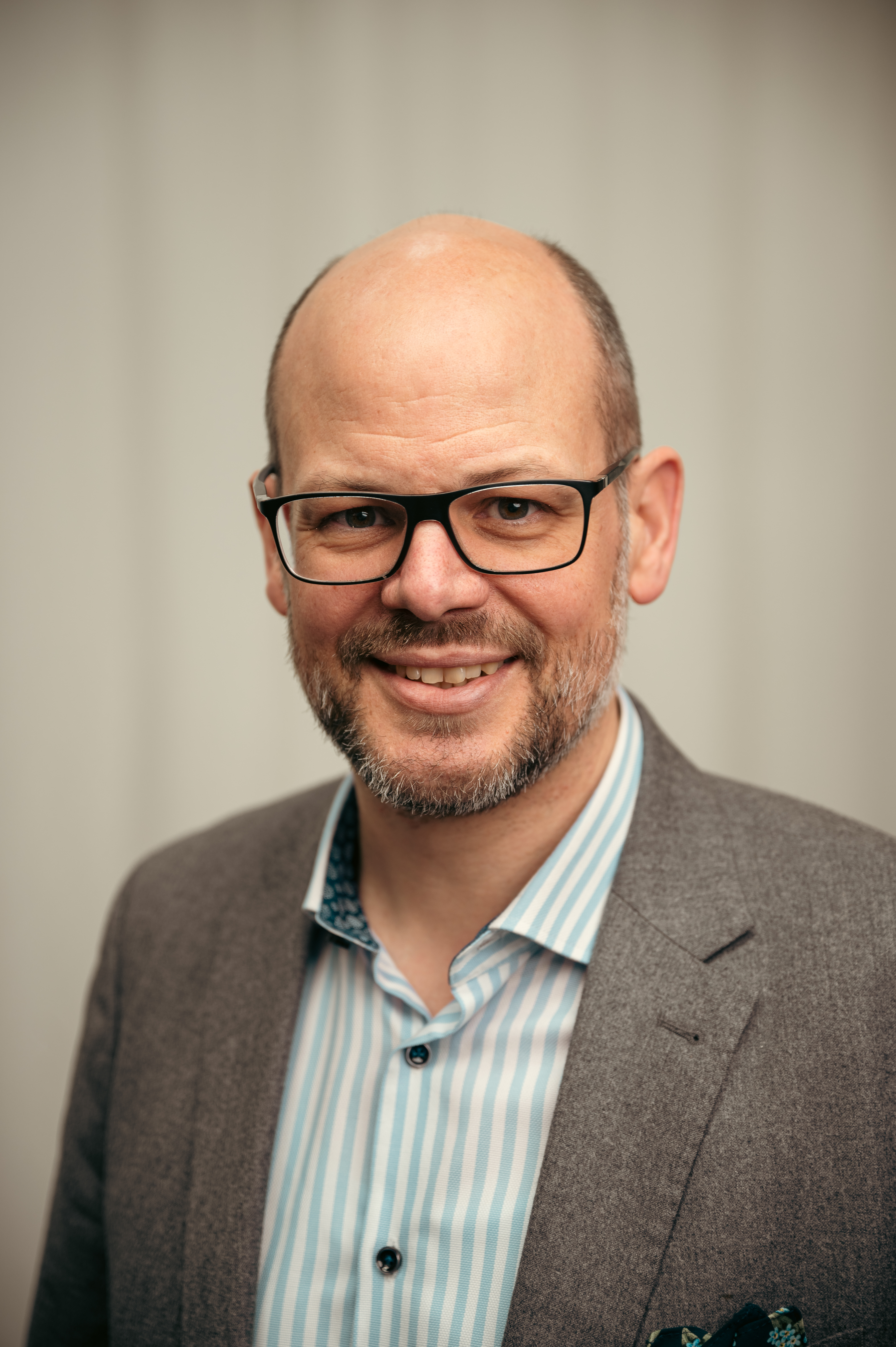 Autorenbild: Prof. Dr. Georg von Schnurbein