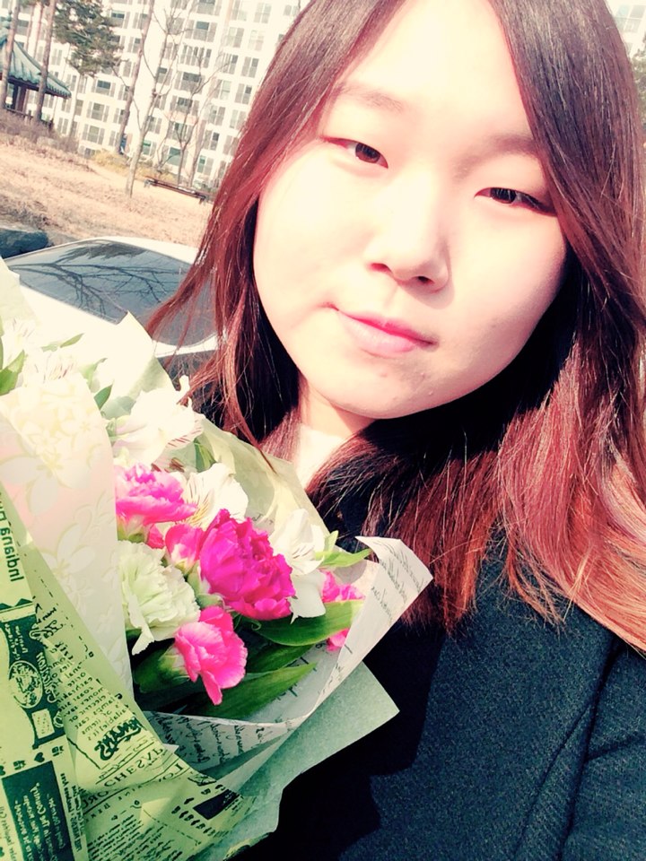 김지은