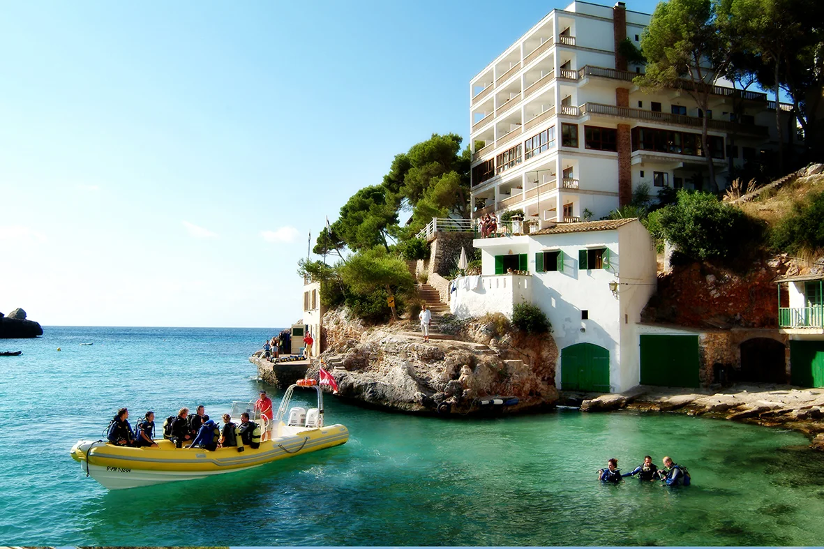 Cala Santanyi diving