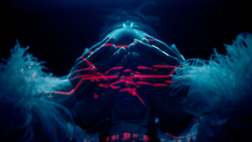 MARIE_NINJA_ICOMECOM_MASTER_UHD_EFFECTS.00_00_21_04.Still003