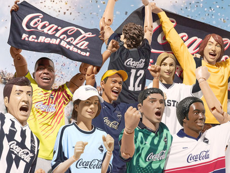睽違 6 年再度攜手！F.C.Real Bristol × Coca-Cola 全新聯名系列正式登場