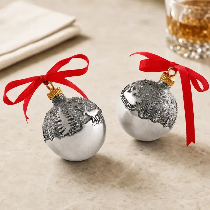 Thumbnail: Holiday Ornament Salt and Pepper