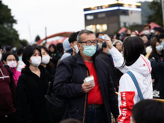 「集団感染」と「感染集団」は映像になると同じ