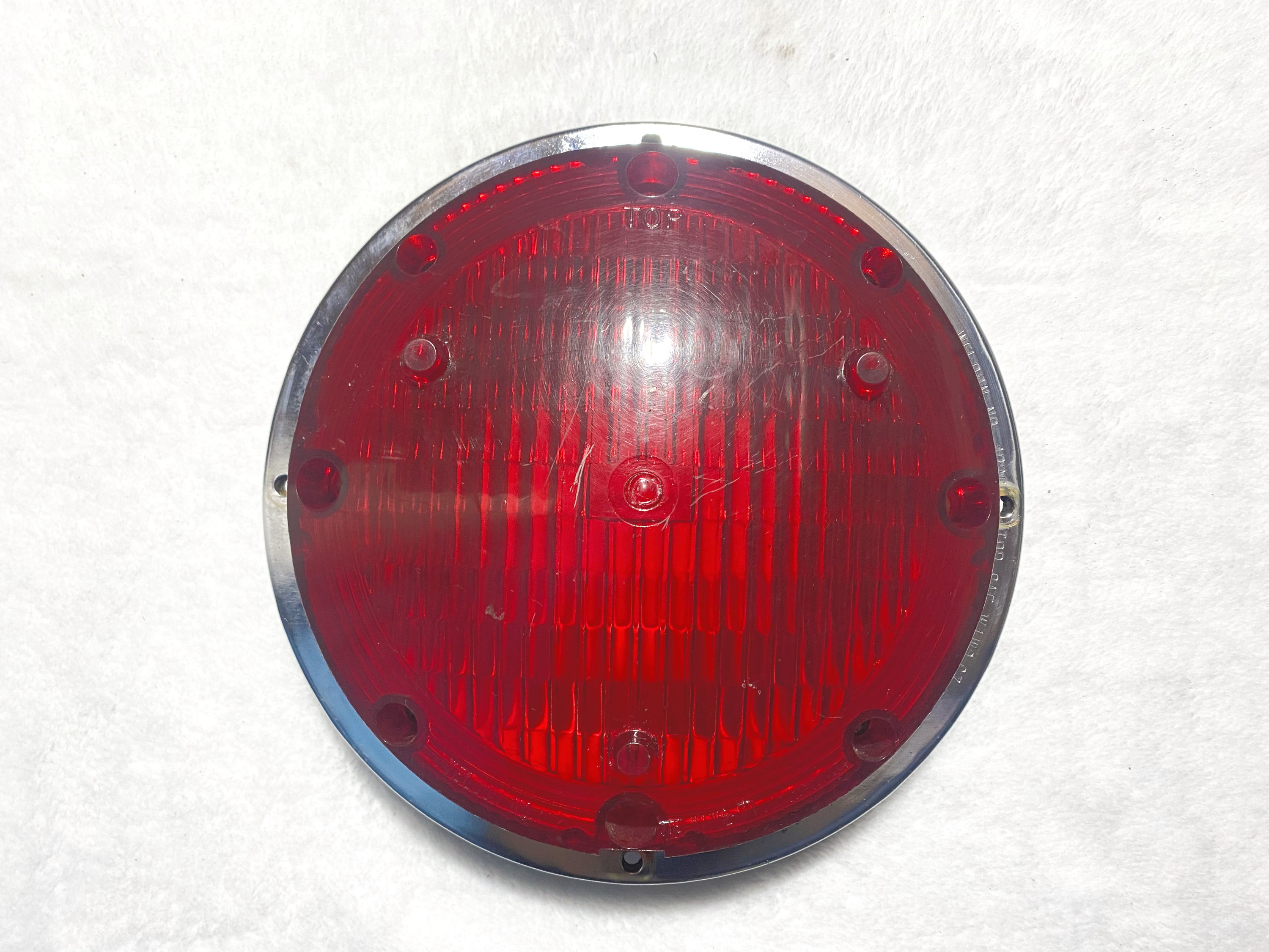 Weldon 1020 Body Mount Lamp With Chrome Trim Ring - No Bulb