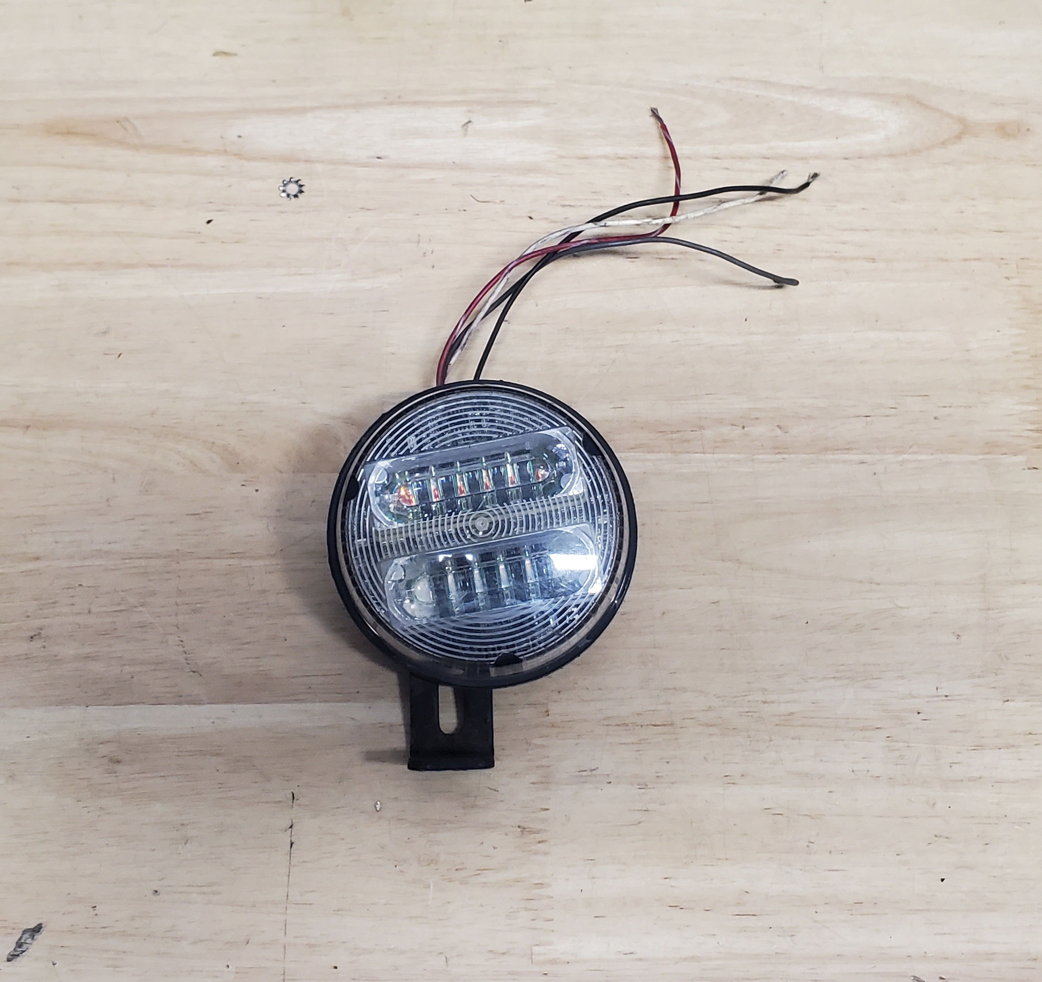 Whelen PAR28J Smart Super LED Light (Red/Blue)
