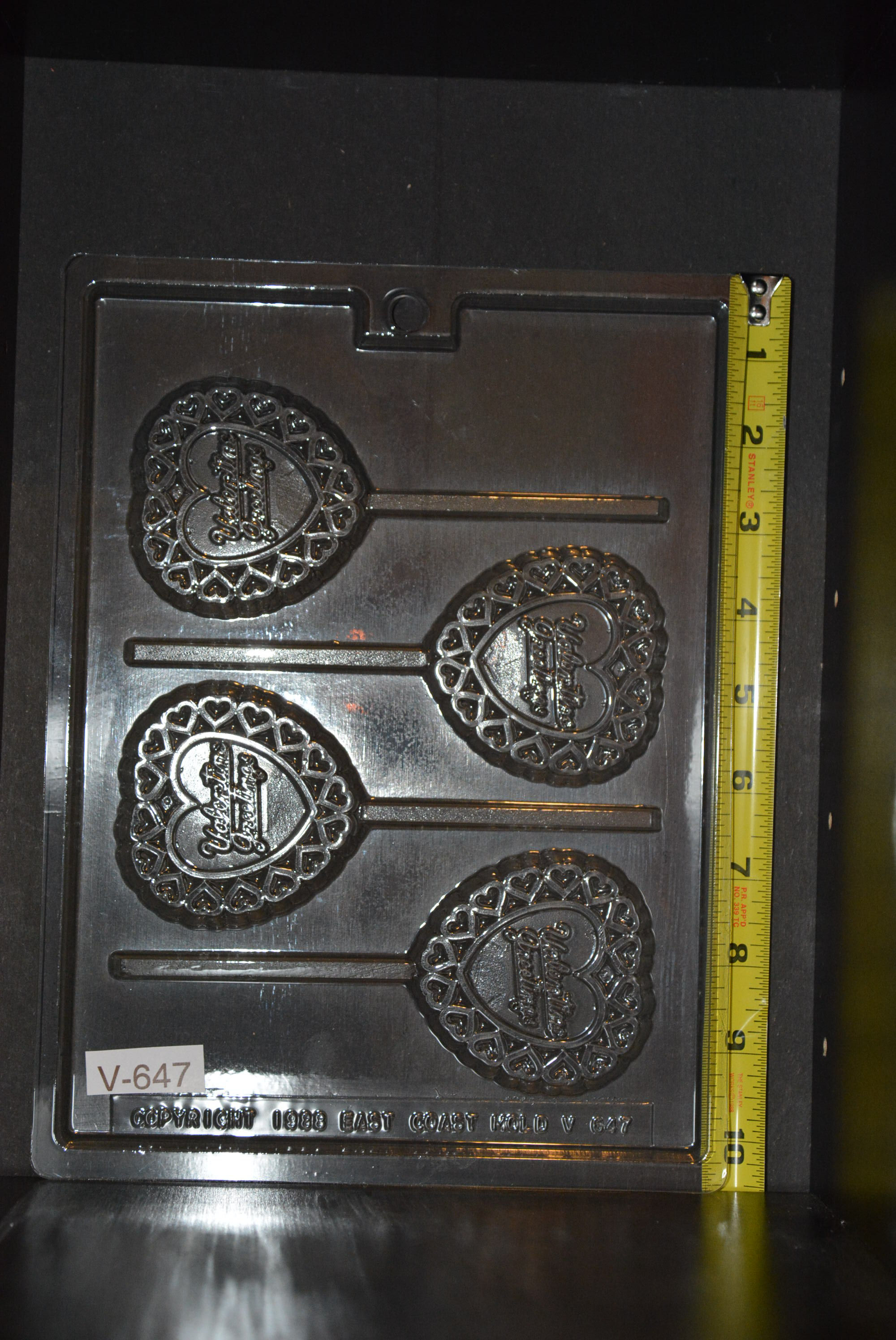VALENTINE'S GREETINGS HEART POP MOLD