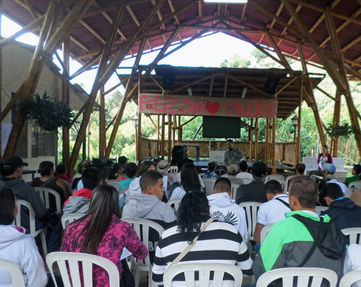 Reunión con comunidad Ebéjico