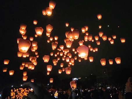 Feb II, Weeks 29 + 30: Second Semesters and Sky Lanterns