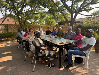Traditionelles Treffen in der Dedza Pottery - 25.10.2025