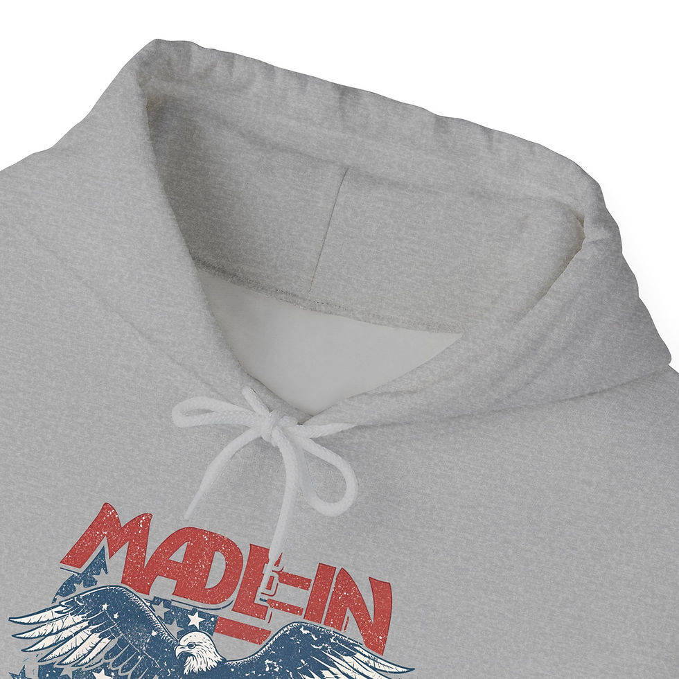 Thumbnail: Made in America Unisex Heavy Blend™ Hooded Sweatshirt